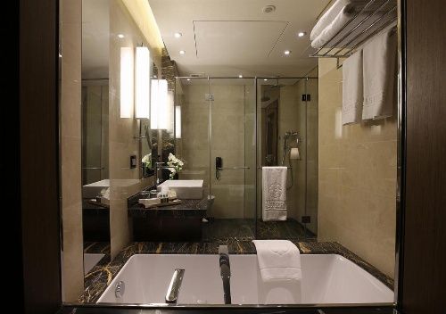 Lancaster Plaza Beirut image 21