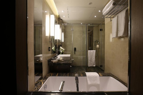 Lancaster Plaza Beirut image 35